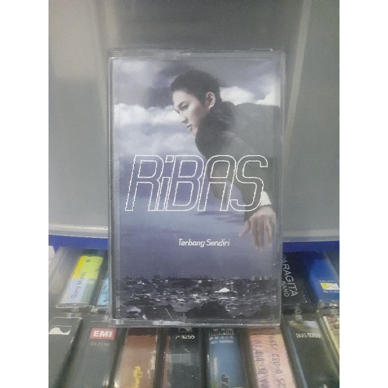 Kaset Pita RIBAS - TERBANG SENDIRI