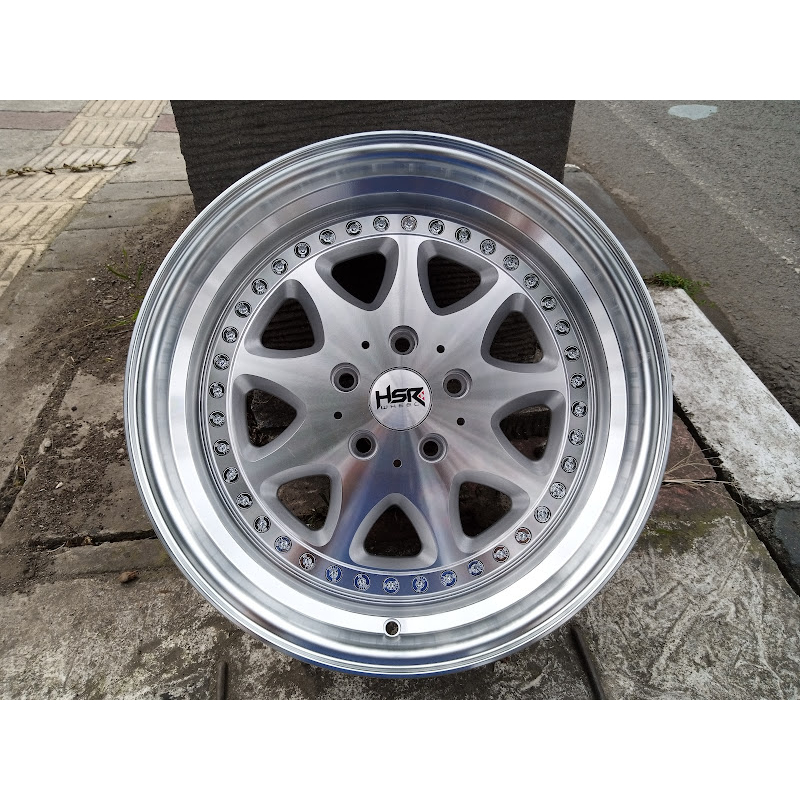 VELG BRABUS HSR BAVARIA R18X8,5/9,5 H5X114,3 ET45 SILVER FOLISH
