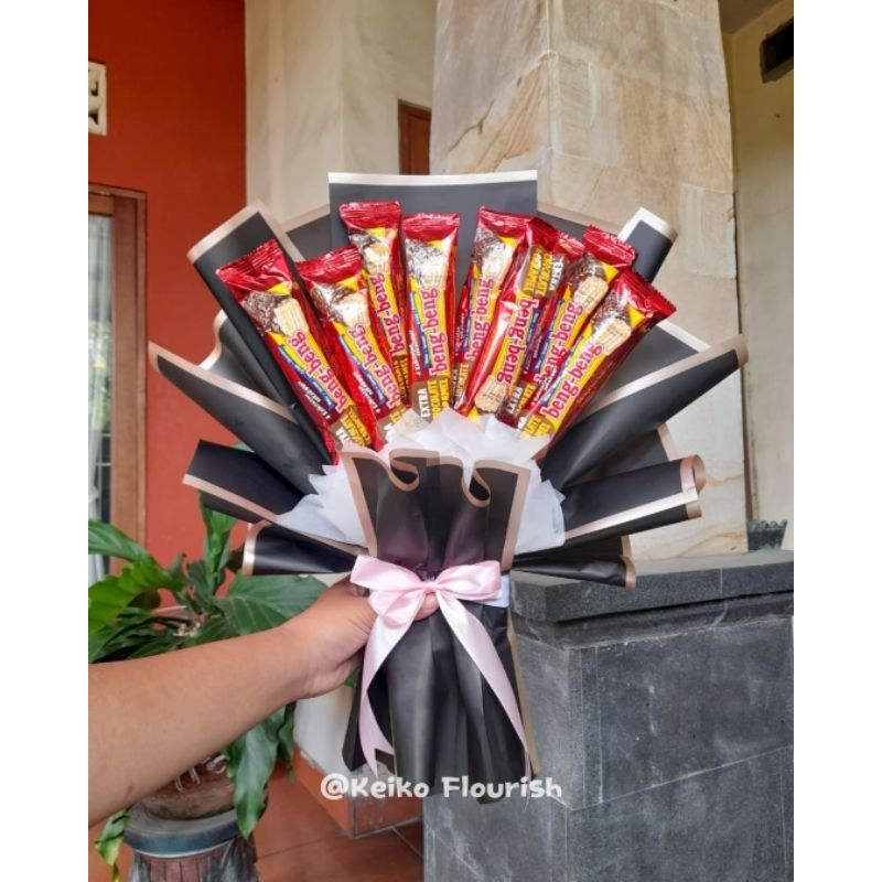 

Buket Snack / buket jajan / Hadiah kado wisuda ulang tahun anniversary termurah [Free kartu ucapan]