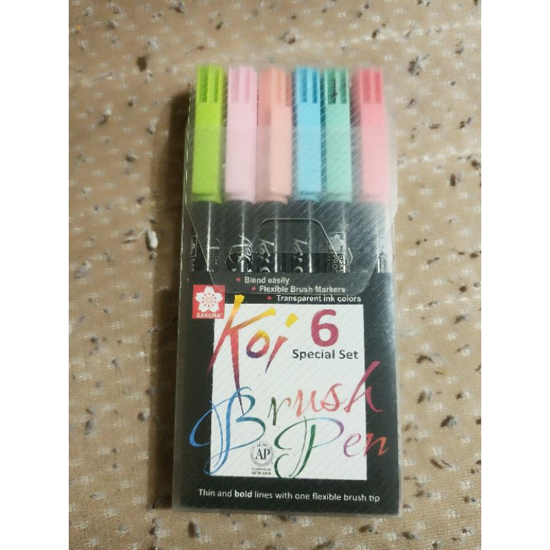 

Koi Brush Pen set Pastel color