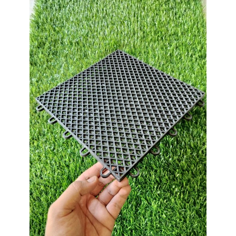 GROSIR ALAS RESAPAN RUMPUT SINTETIS UKURAN 25X25 CM TEBAL 1 CM - DRAINASE CELL - DRAINASE RUMPUT SIN