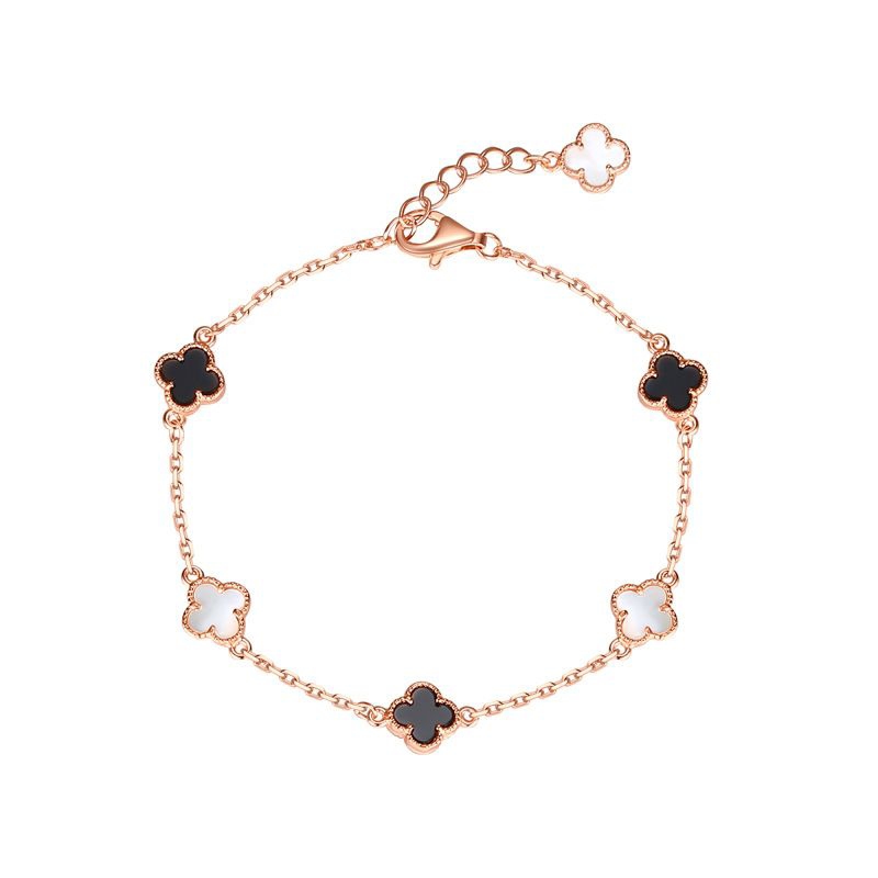 Gelang Titanium Wanita Clover Hitam Putih / Gelang Bracelet Wanita Terbaru