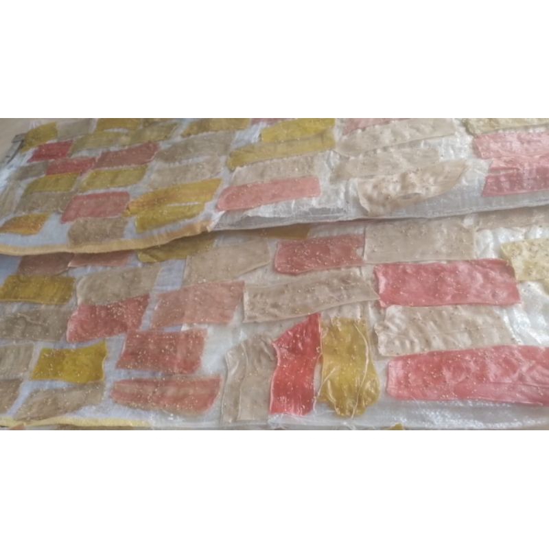 

oleh oleh cirebon kerupuk melarat mentah kerupuk pasir kerupuk khas cirebon mentah 1 kg