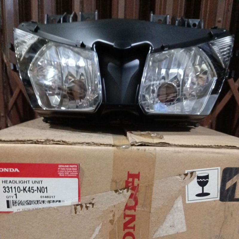 reflektor cbr150 k45a. cbr150 fairing