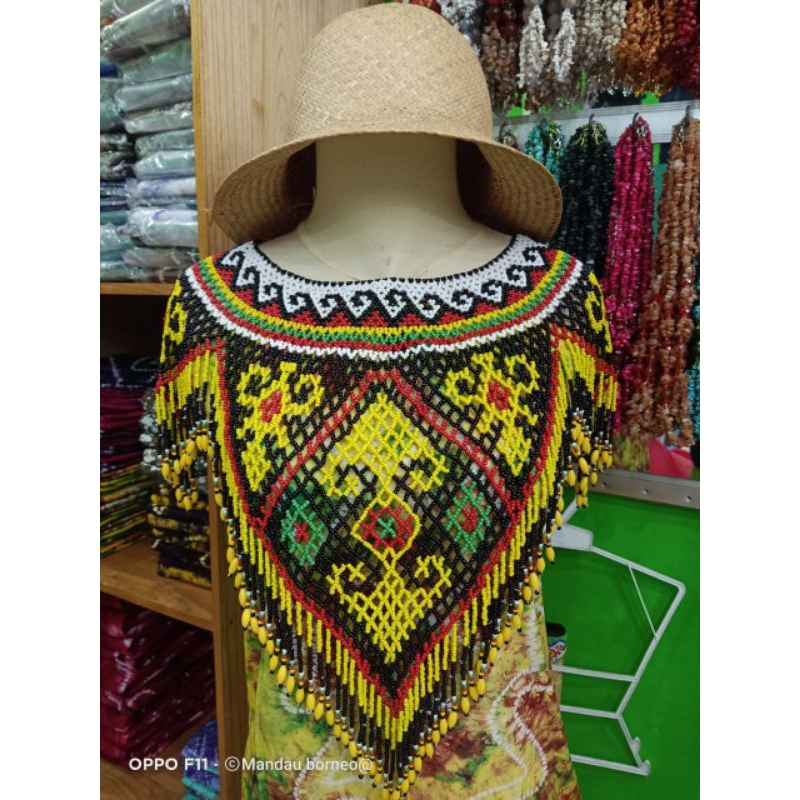 Teratai manik rompi khas Dayak kalimantan_Teratai hiasan dada
