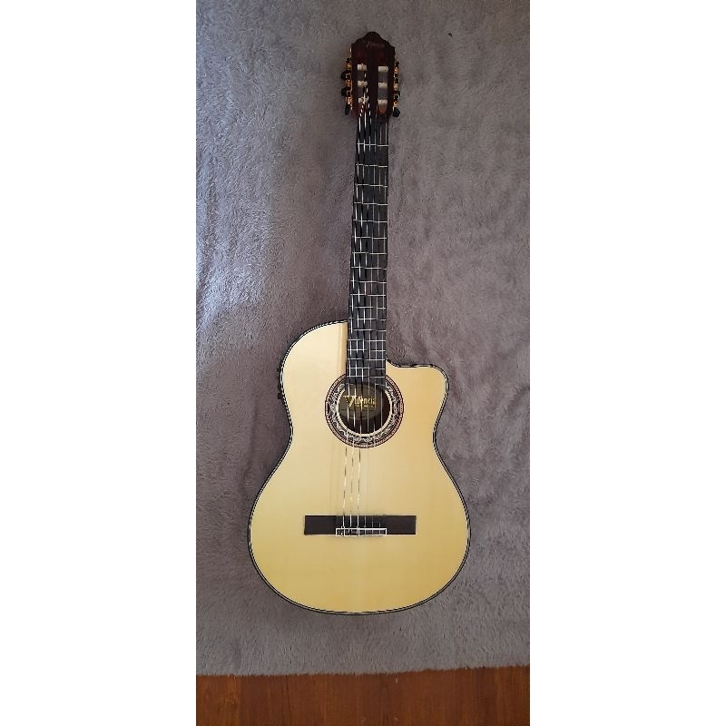 gitar valencia VC 564 CE