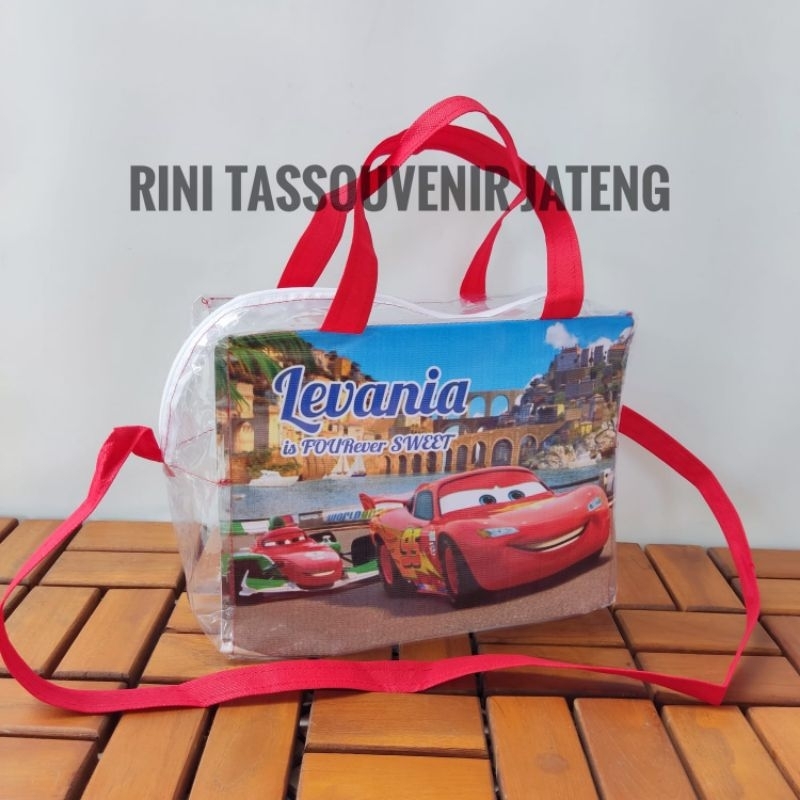 

Tas Ulang Tahun Slempang Resleting Mika Tas Ultah Goodie bag Ultah