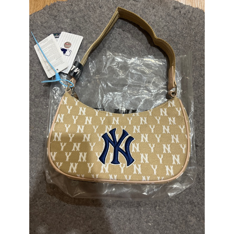 TAS WANITA MLB PREMIUM