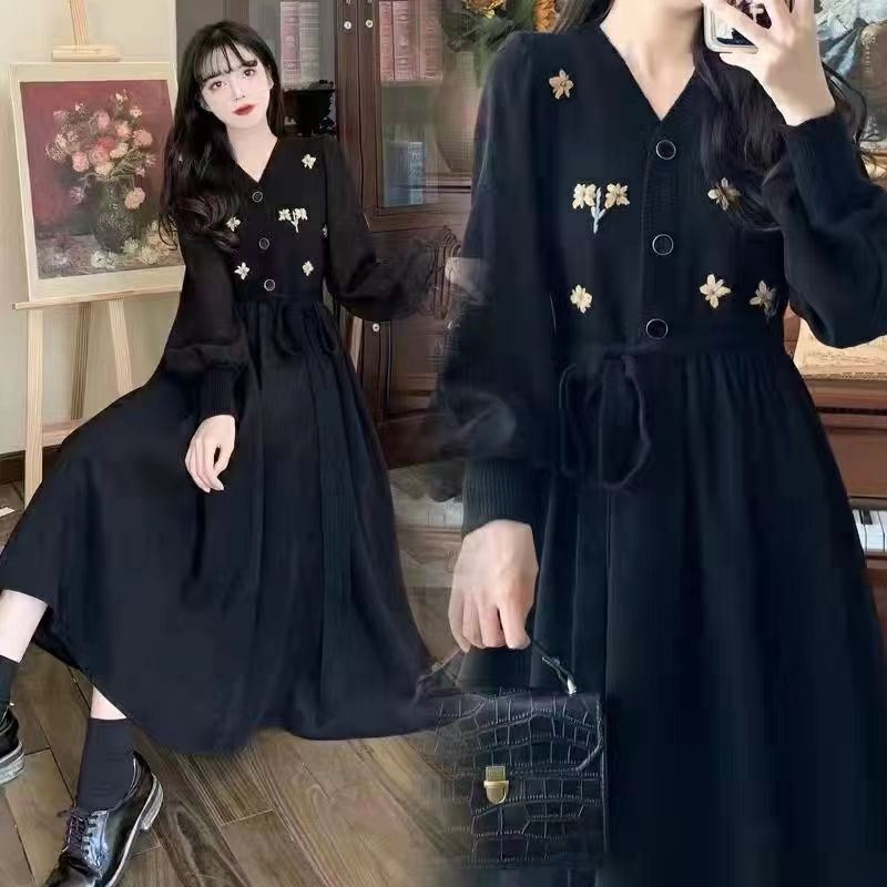 Dress Maxi Wanita V-neck Bunga Hitam Korea