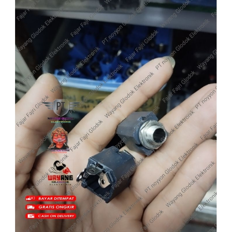 Socket Akai mono 6.5 mm Soket microphone segi hitam 3 pin