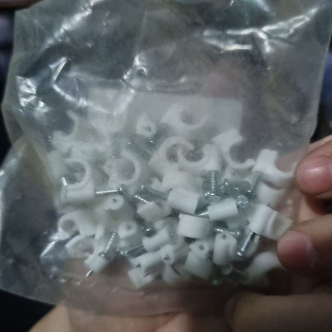 Klem Kabel Listrik / Klem Kabel Paku Beton / Paku Kabel / Klip Kabel (VISALUX)