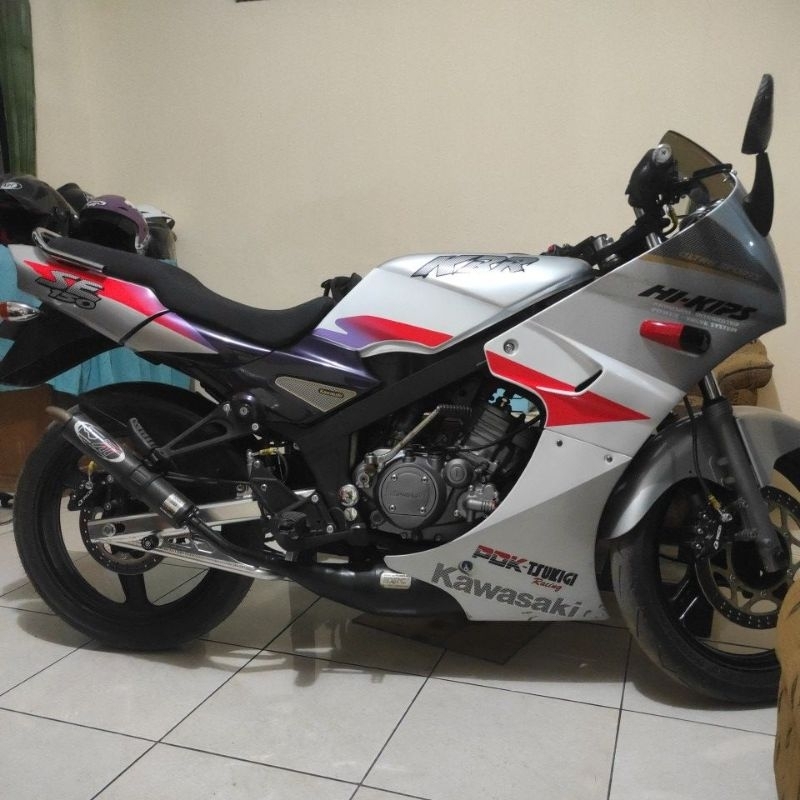 Motor Kawasaki Ninja Bekas Tahun 2001 Restorasi