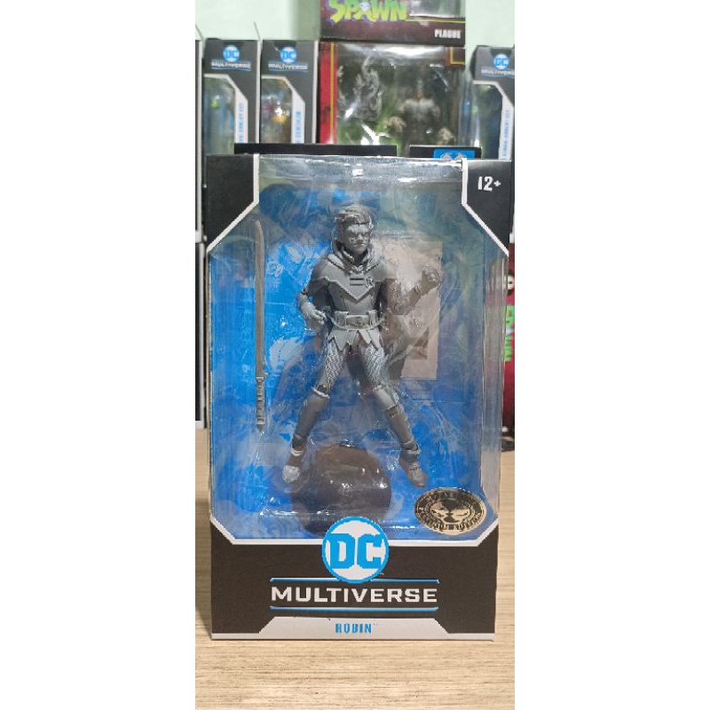 Robin Multiverse Platinum McFarlane toys