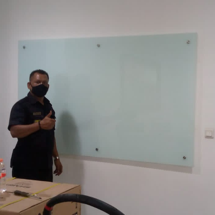 

Glassboard tembok 100 x 200 cm Non magnet