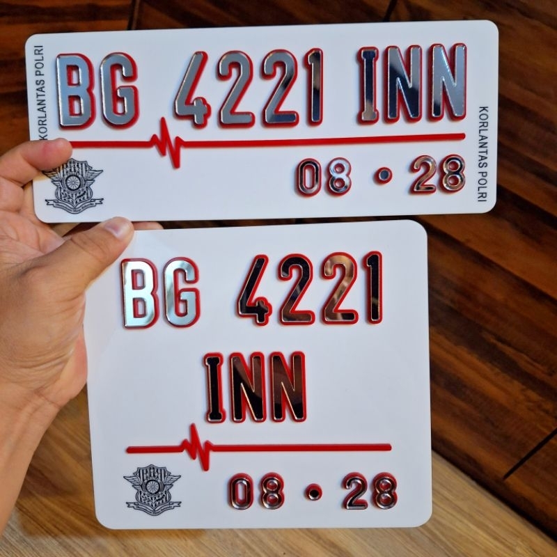 plat motor vespa premium