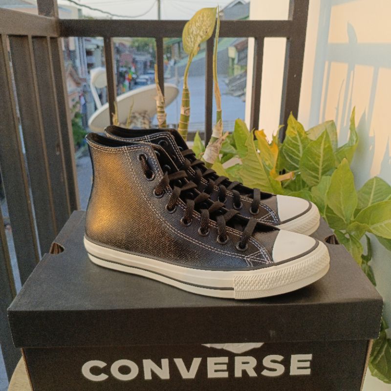 CONVERSE CHUCK TAYLOR ALL STAR LEATHER