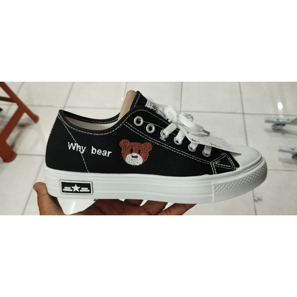 SGD 2424 Sepatu Sneakers Sepatu Campus Sepatu Pria Wanita Warna Hitam Putih