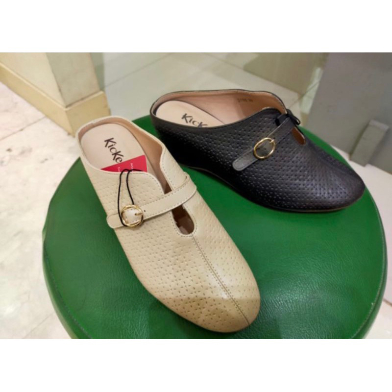 Sepatu Wanita Kickers (Preloved)