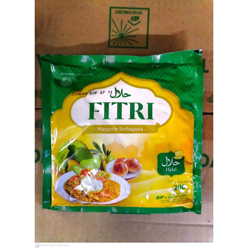 

Fitri Margarin 200 gr