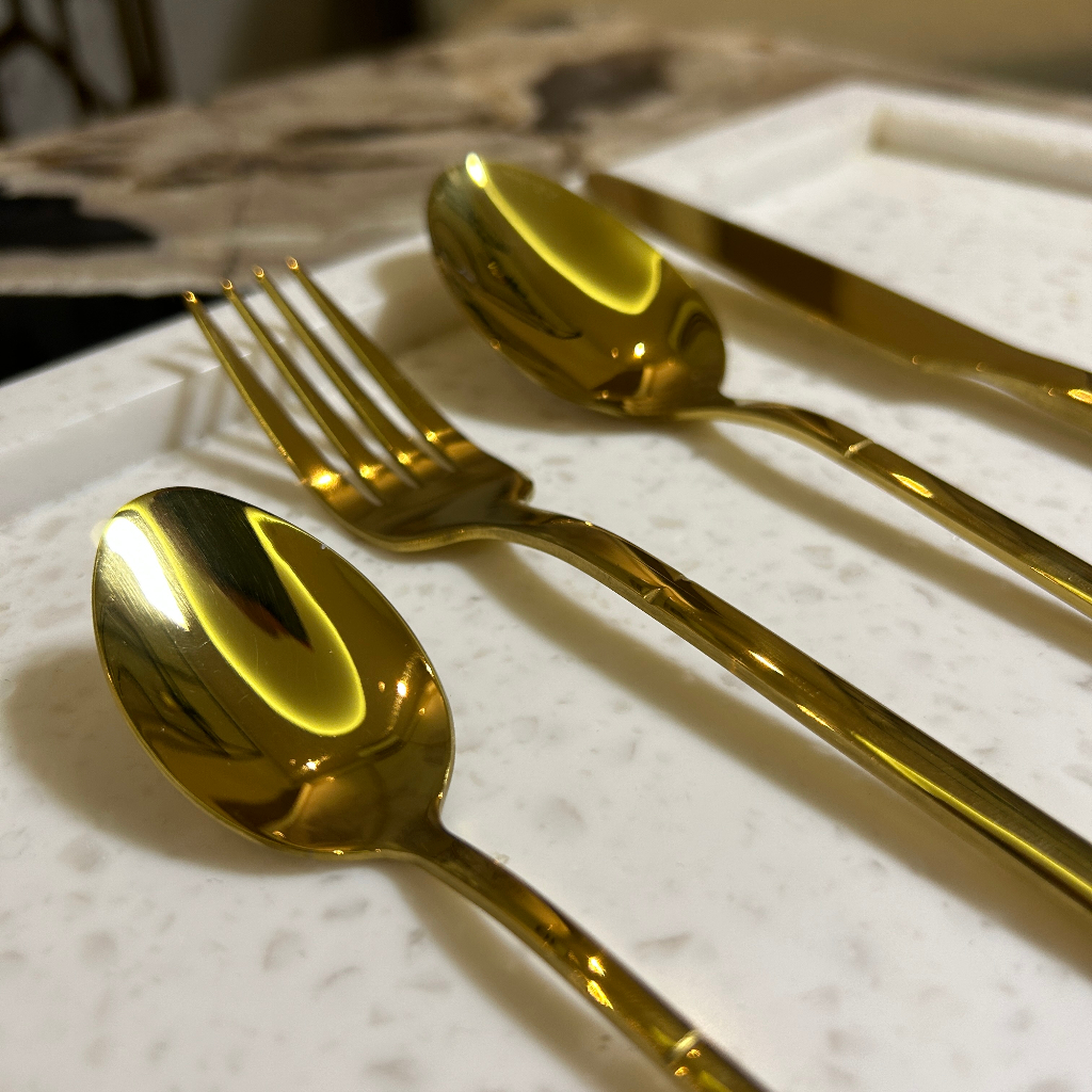 Arcade Home Alat Makan Gold Stainless Steel Tebal / Peralatan Makan Gold Stainless Steel/ Cutlery Se