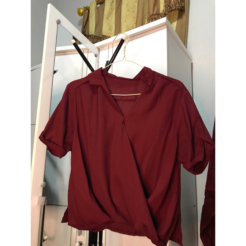 Baju Merah Maroon