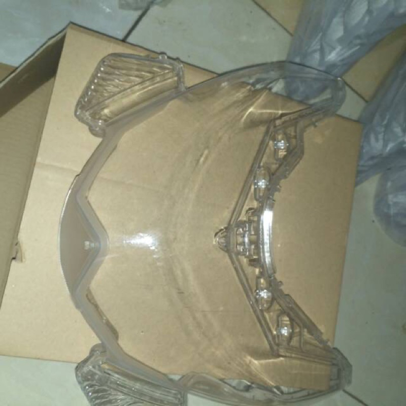 Mika Lampu Depan Xeon RC