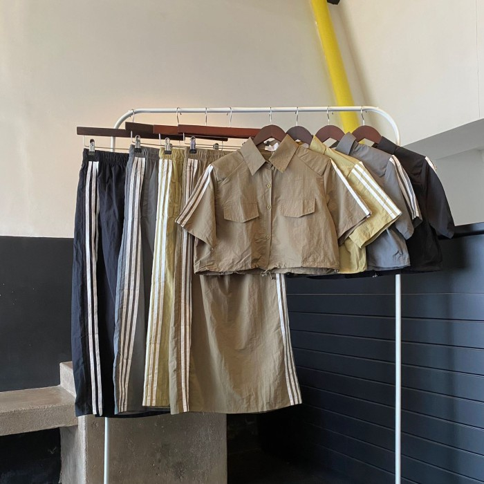 SETELAN ROK PARASUT LIST IMPORT / SET ROK BANGKOK BKK /ONE SET WANITA