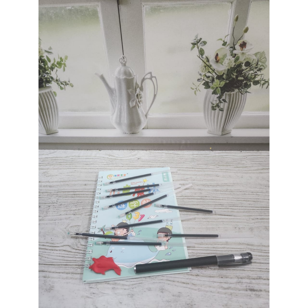 

mrcaisen MAINAN 1PC BUKU BONUS 10 PEN AJAIB sank magic pratice buku ajaib latihan menulis anak B030