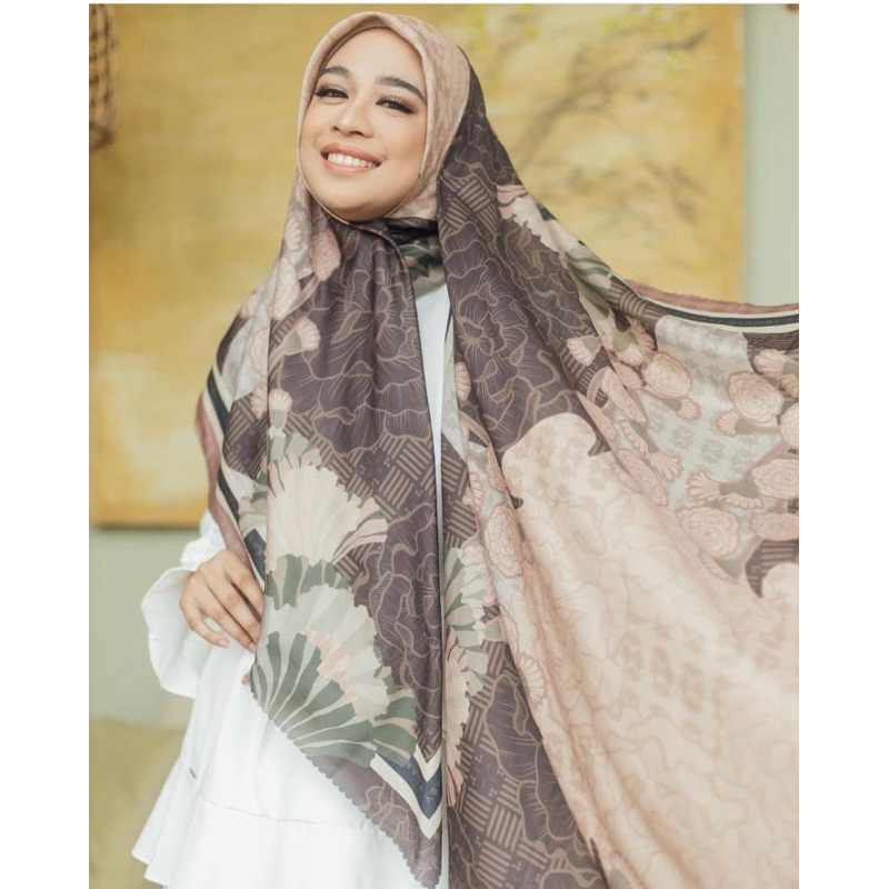 Bali Scarf Wearing Klamby