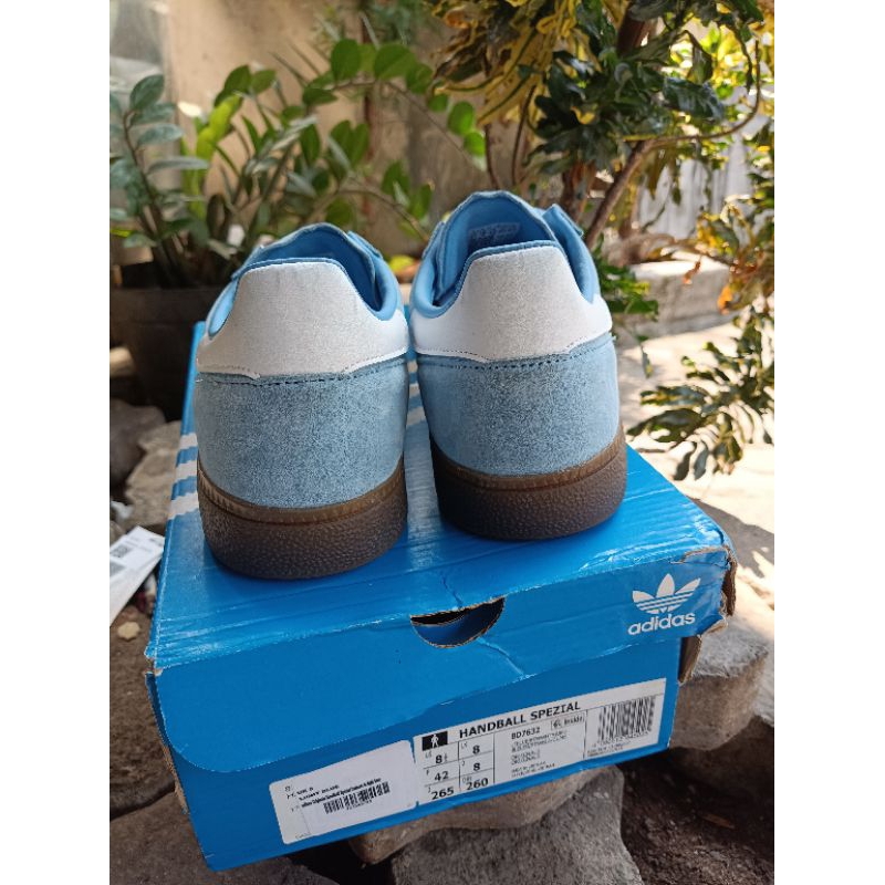 Spezial Blue Ice