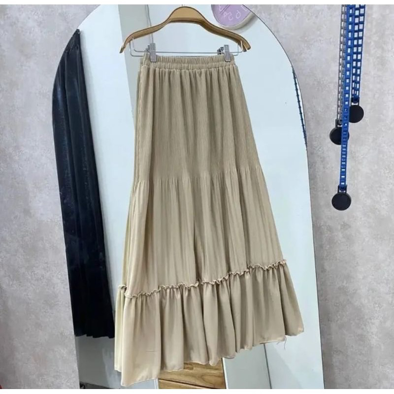 Rok plisket warna khaki