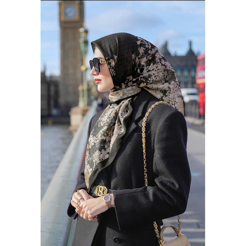 Buttonscarves- British 0.2