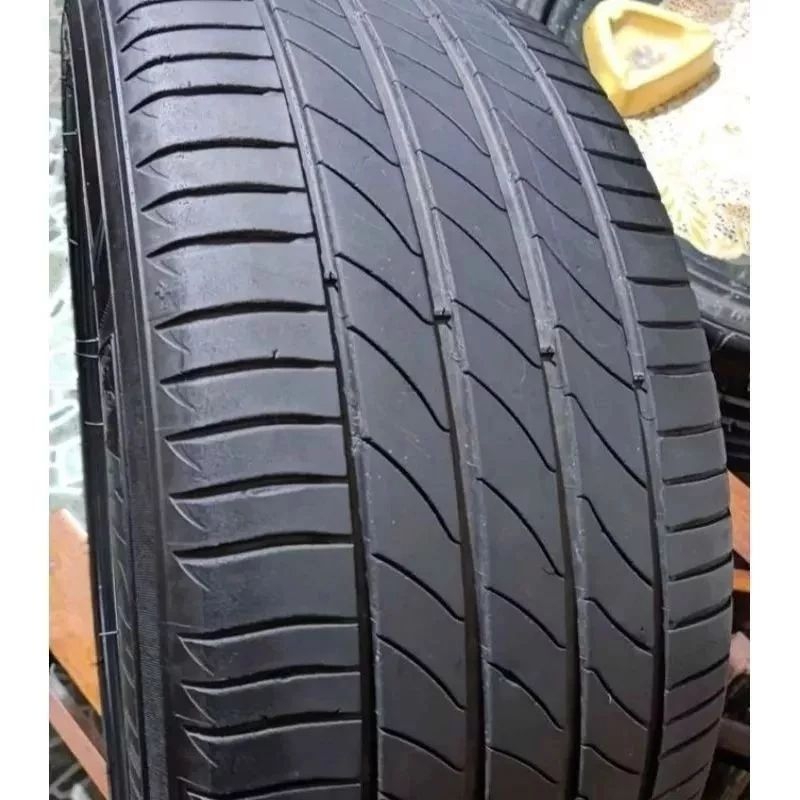 Ban Mobil Ring 18 225/50 R18 second copotanmurah merek random