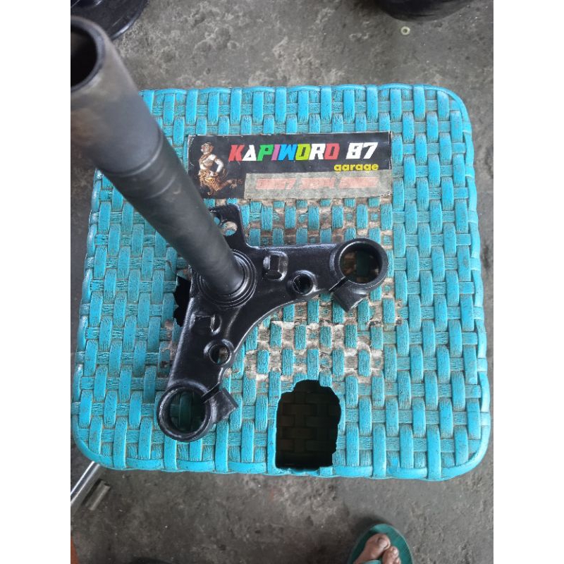 segitiga T skok bawah honda gl 100