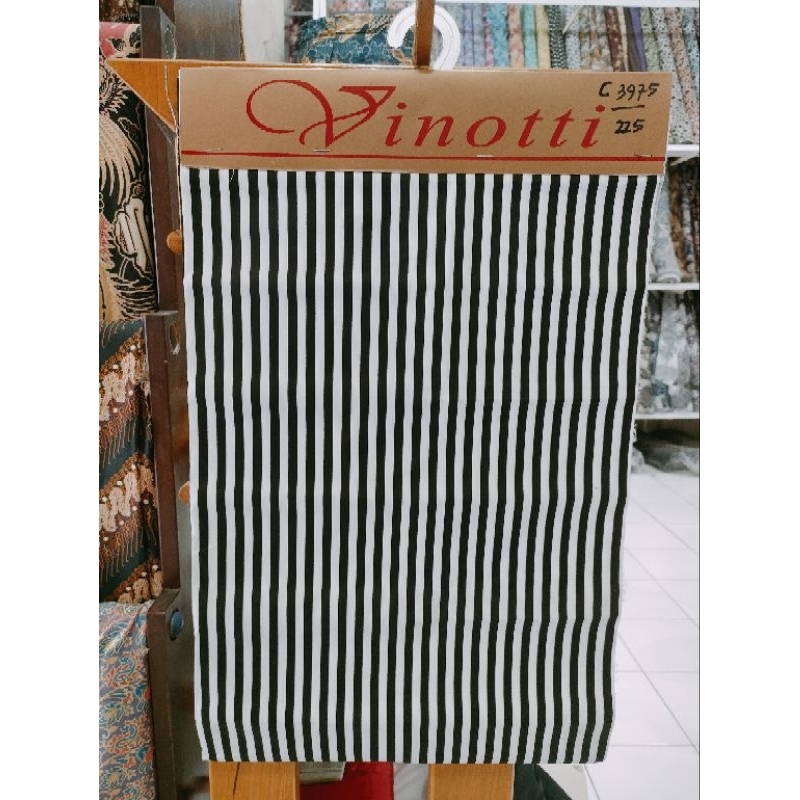 kain katun lurik / garis hitam putih (Pak Ganjar)