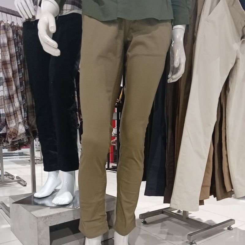 S135 CELANA CHINOS SP