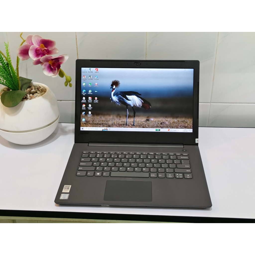 Lenovo V130 intel core i3 gen 7 ram 8 gb hdd 1 tb intel HD Premium Bisnis Laptop