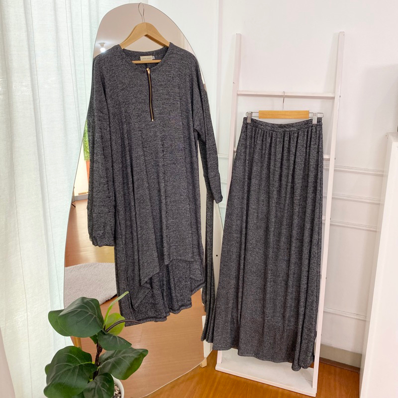 Annlook - One Set Tunik + Rok Knit Basic Oversized Syari