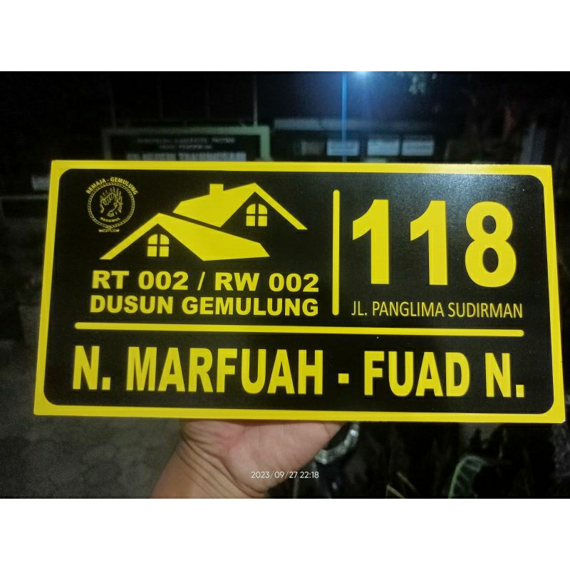 Papan Nama Rumah