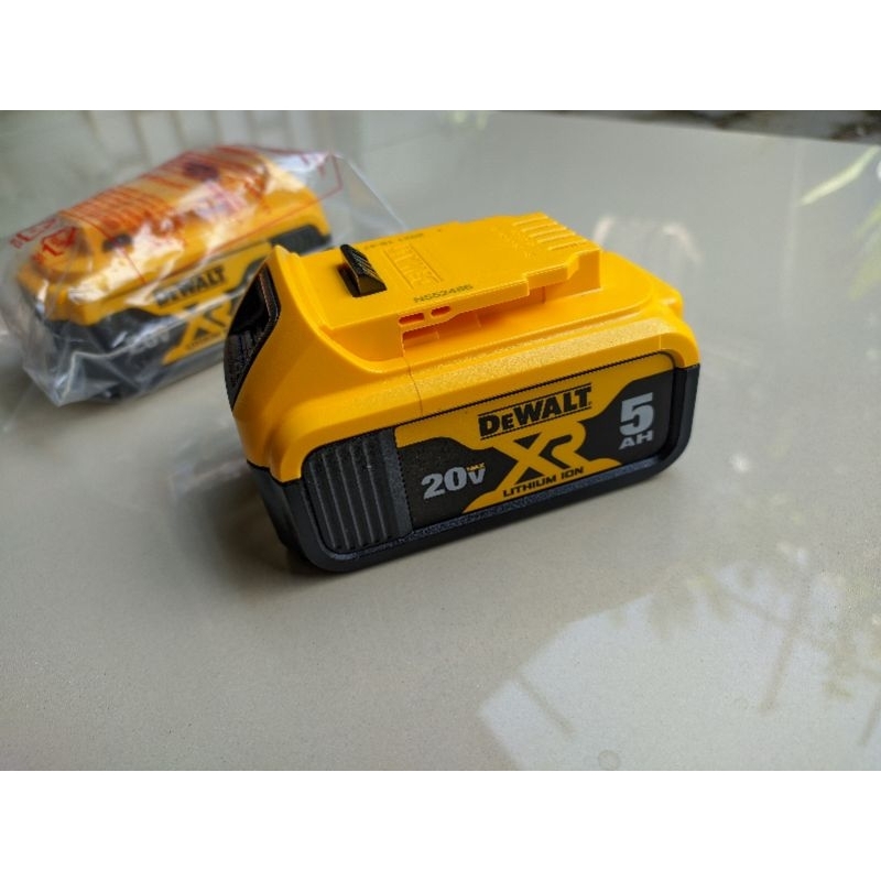 Baterai Dewalt 20v 5ah