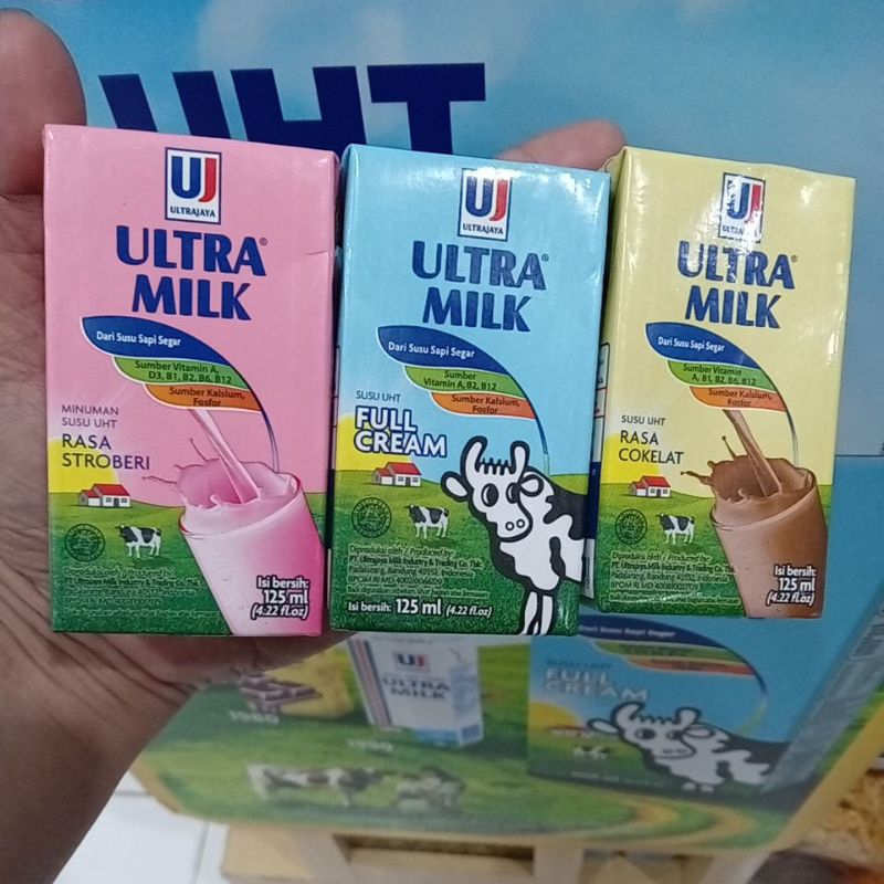 

Ultra Milk 125ml Minuman Susu UHT Coklat , Full Cream , Stroberi