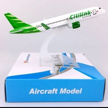 Miniatur Diecast Pesawat Citilink A320 panjang 16 cm bahan besi tidak ada roda