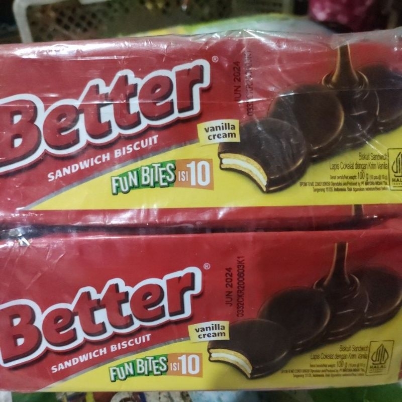 

better biskuit sandwich lapis cokelat dengan krim vanila 100 gr