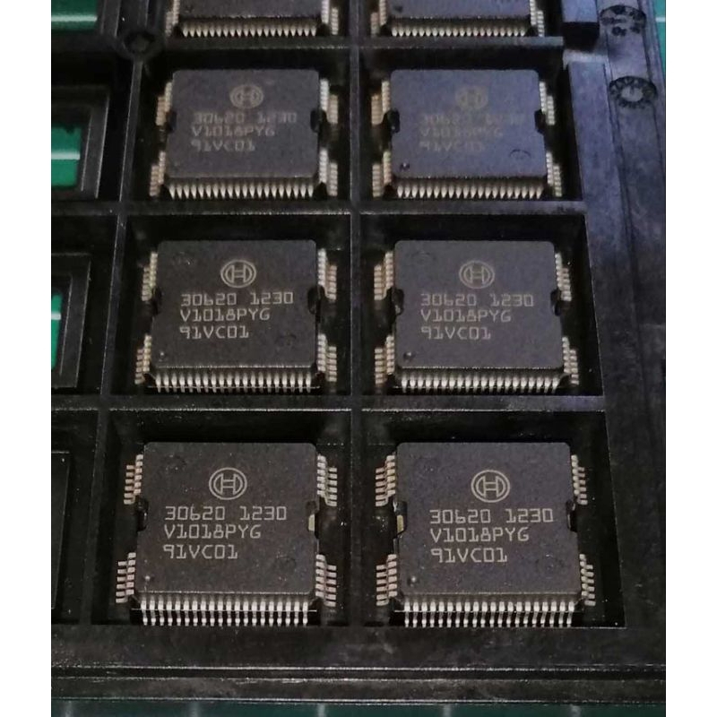 Original BOSCH 30620 30620 Car Engine Power Driver IC CHip