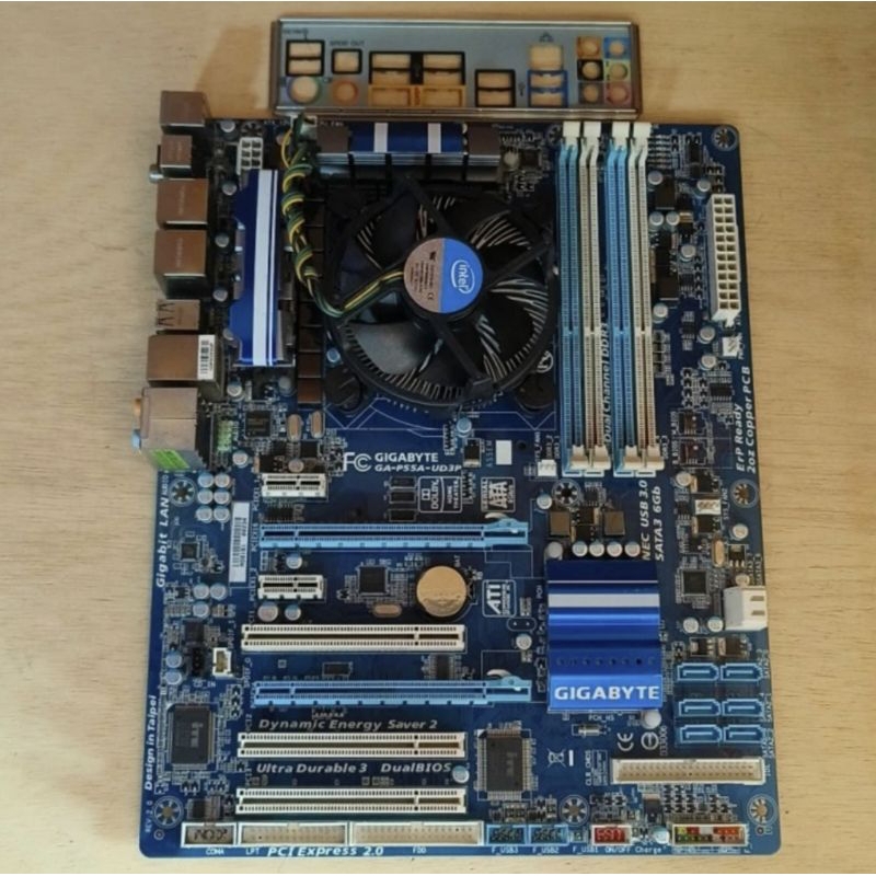 PAKET CORE i7 860 QUAD CORE DAN MOBO GIGABYTE P55 DDR3 DAN FAN INTEL