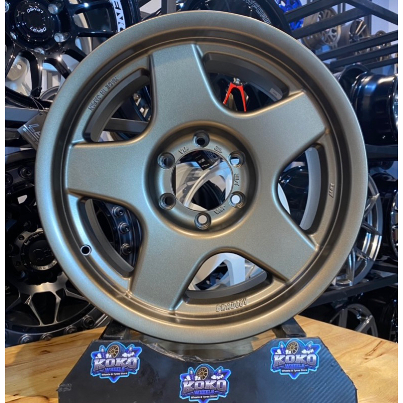 Velg Mobil Bradley V R18 untuk Fortuner Pajerosport Hilux Triton