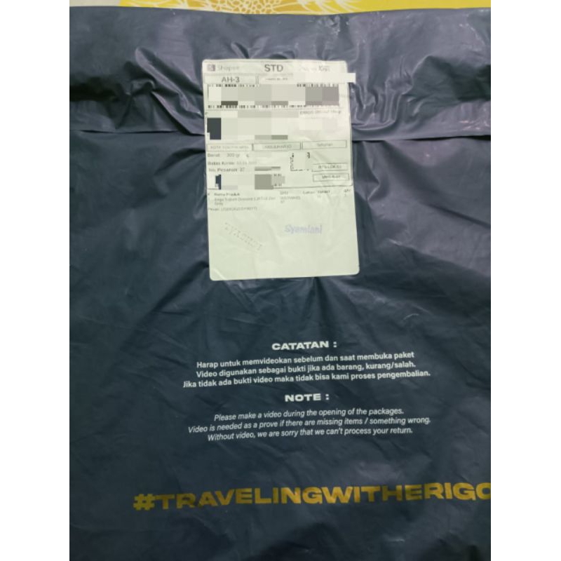 Erigo x JKT 48 Emoji Zee ukuran M Official