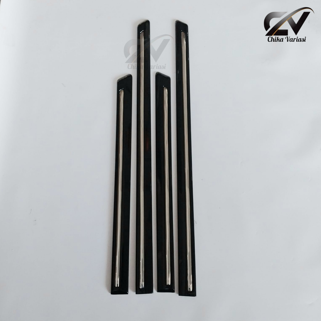 List Body Samping Toyota Avanza New Hitam List Chrome