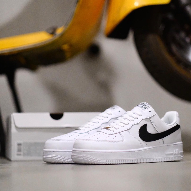 NIKE airforce 1 low white black