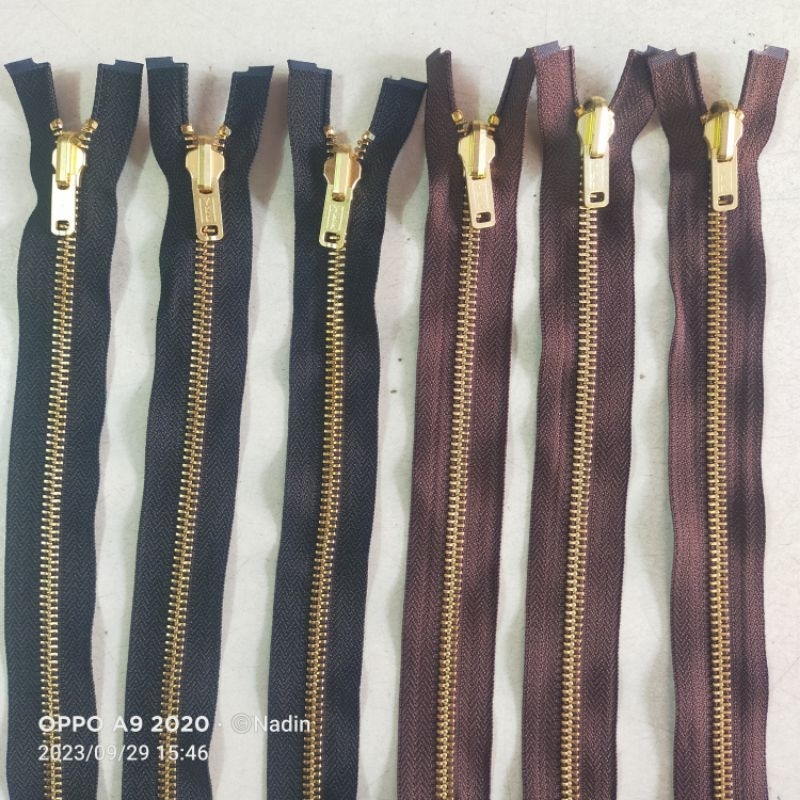 Resleting Jaket YKK besi kuningan